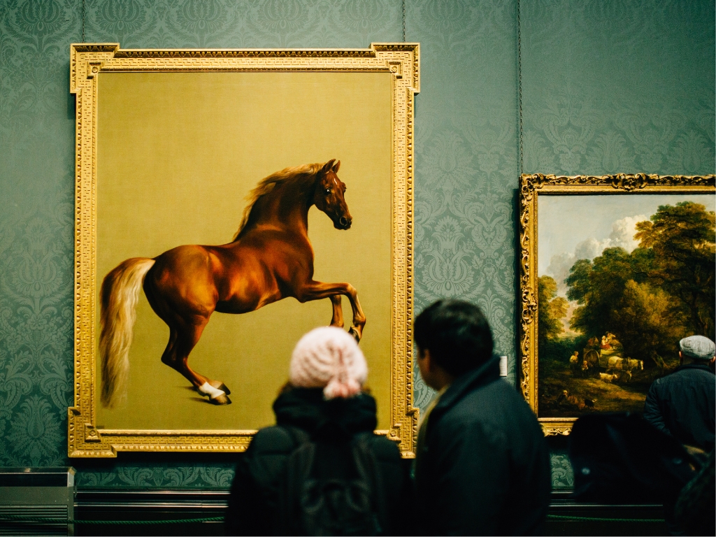 Loss adjuster for fine arts and antiques